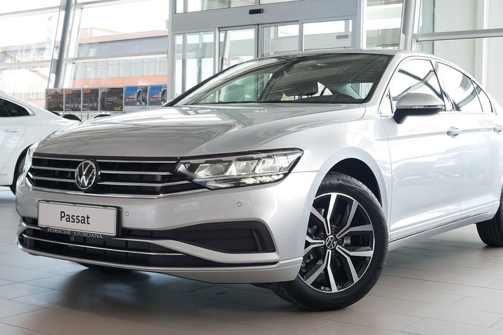 VW PASSAT IN VW VARIANT - AKCIJA