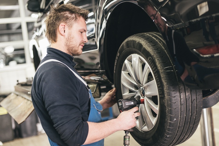 Servis Porsche Ljubljana